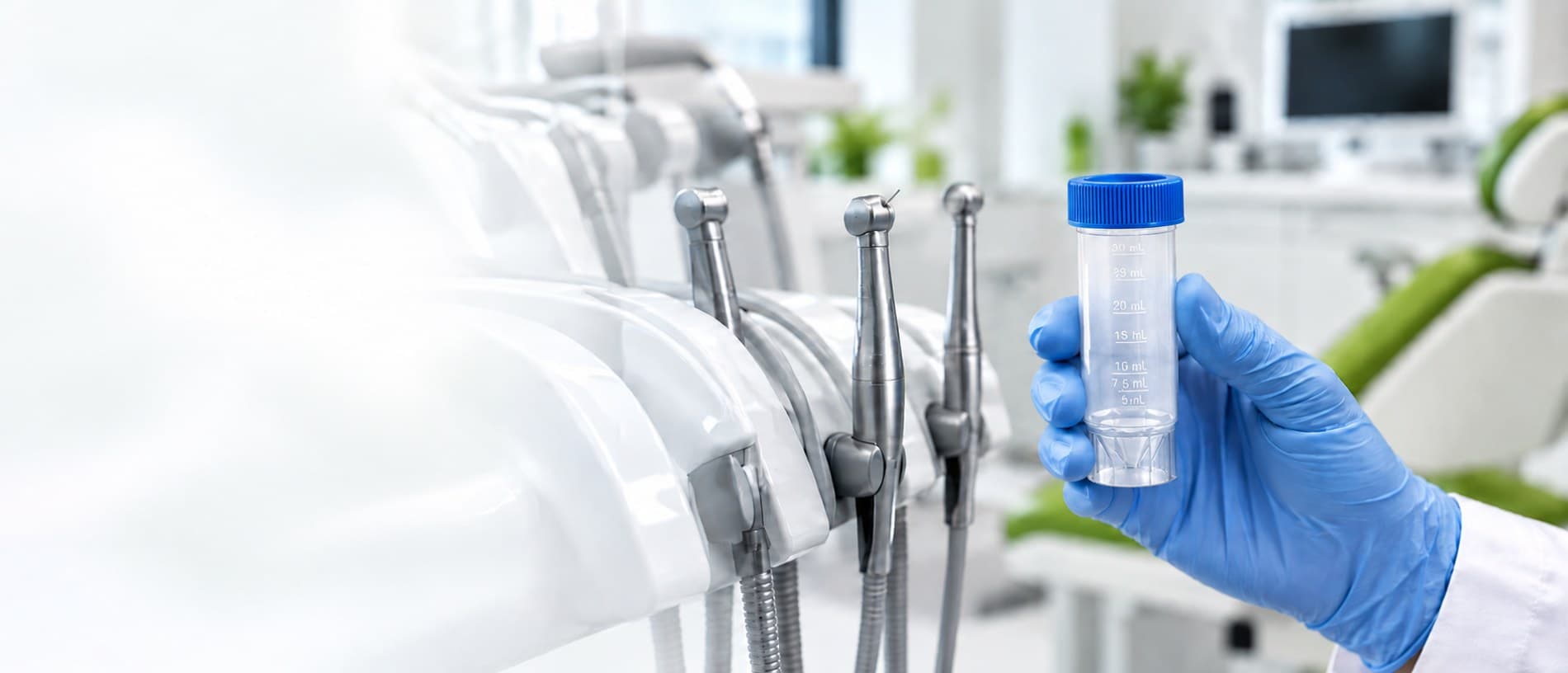 AquaDENTAL LAB kit in use